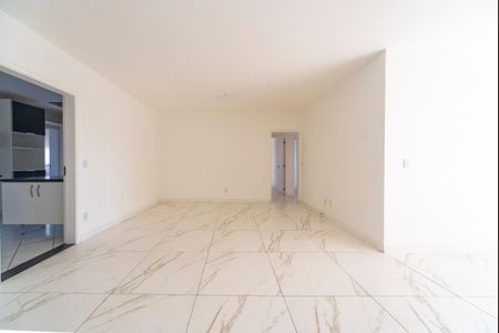 Sala de apartamento para alugar com 3 quartos, 143m² em Vila Assunção, Santo André