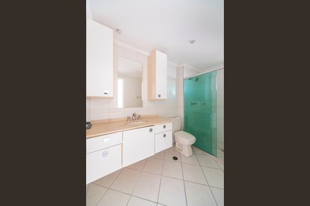 Apartamento para alugar com 143m², 3 quartos e 2 vagasBanheiro do Quarto 3
