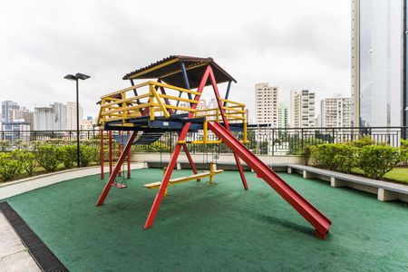 Apartamento para alugar com 143m², 3 quartos e 2 vagasÁrea comum - Playground