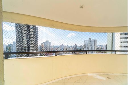 Apartamento para alugar com 143m², 3 quartos e 2 vagasVista do Quarto 1
