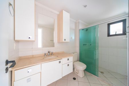 Apartamento para alugar com 143m², 3 quartos e 2 vagasBanheiro do Quarto 3