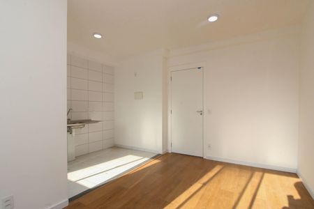 Sala de apartamento para alugar com 2 quartos, 41m² em Parque Reboucas, São Paulo