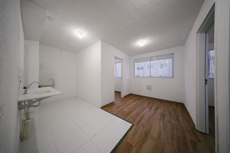 Sala de apartamento para alugar com 2 quartos, 38m² em Vila Silvia, São Paulo