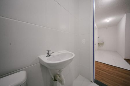 Apartamento para alugar com 38m², 2 quartos e sem vaga Apartamento para alugar com 38m², 2 quartos e sem vagaBanheiro