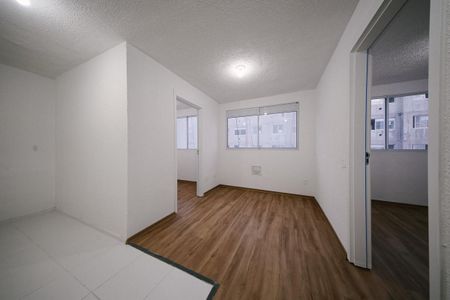 Sala de apartamento para alugar com 2 quartos, 38m² em Vila Silvia, São Paulo