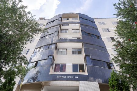 Apartamento à venda com 95m², 3 quartos e 2 vagasFachada