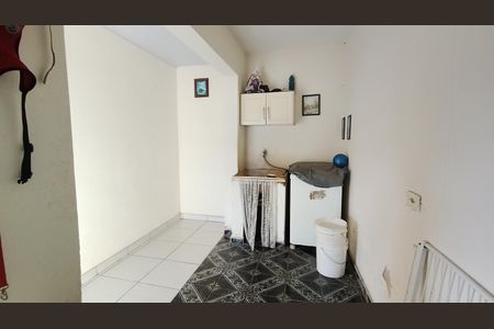 Área de serviço de casa para alugar com 3 quartos, 126m² em Parque Palmeiras, Suzano