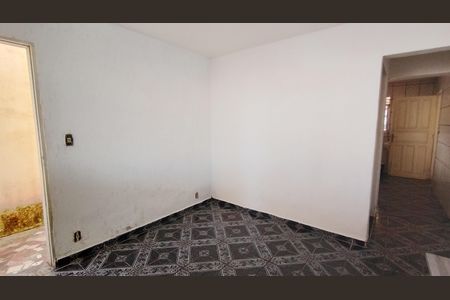 Sala de casa para alugar com 3 quartos, 126m² em Parque Palmeiras, Suzano