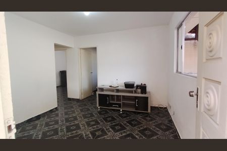 Sala de casa para alugar com 3 quartos, 126m² em Parque Palmeiras, Suzano