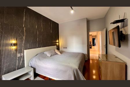 Apartamento à venda com 359m², 4 quartos e 4 vagasSuíte 2