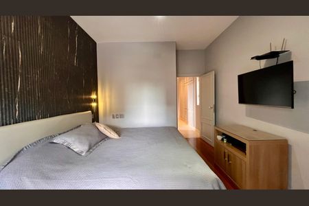 Apartamento à venda com 359m², 4 quartos e 4 vagasSuíte 2
