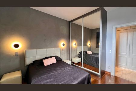 Apartamento à venda com 359m², 4 quartos e 4 vagasSuíte