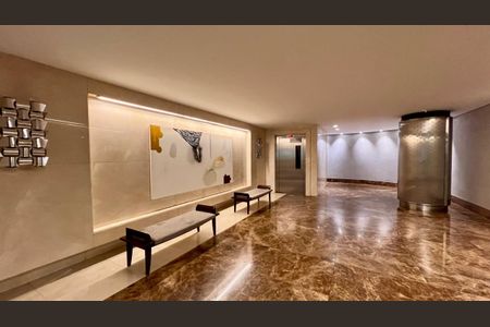 Apartamento à venda com 359m², 4 quartos e 4 vagasÁrea comum