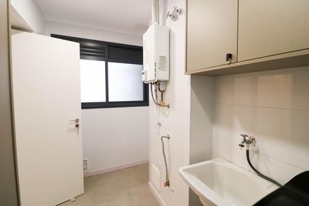 Área de Serviço de apartamento para alugar com 3 quartos, 162m² em Chácara Santo Antônio (zona Sul), São Paulo