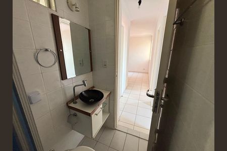 Banheiro de apartamento para alugar com 2 quartos, 48m² em Jardim America, São José dos Campos