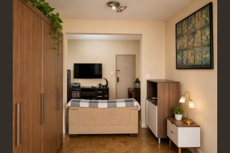 Apartamento à venda com 74m², 1 quarto e sem vagaSala