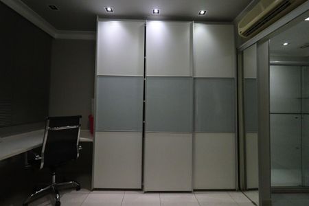 Apartamento para alugar com 340m², 5 quartos e 4 vagas Apartamento para alugar com 340m², 5 quartos e 4 vagasSuíte 4