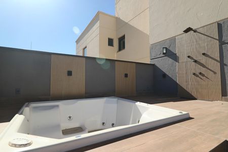 Apartamento para alugar com 340m², 5 quartos e 4 vagas Apartamento para alugar com 340m², 5 quartos e 4 vagasÁrea gourmet