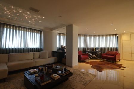 Apartamento para alugar com 5 quartos, 340m² em Jardim Botânico, Ribeirão Preto