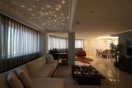 Apartamento para alugar com 340m², 5 quartos e 4 vagas Apartamento para alugar com 340m², 5 quartos e 4 vagasSala