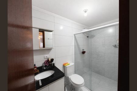 Banheiro de apartamento à venda com 2 quartos, 50m² em Vila Carrão, São Paulo