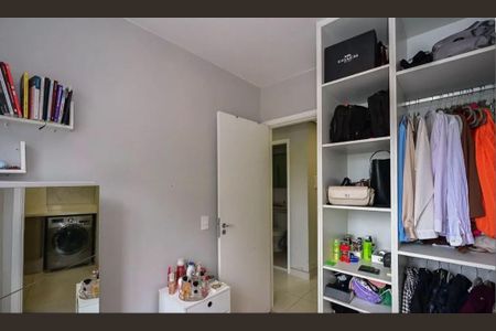 Apartamento à venda com 41m², 2 quartos e 1 vaga Apartamento à venda com 41m², 2 quartos e 1 vagaQuarto