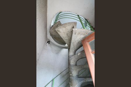 Escada de casa para alugar com 1 quarto, 58m² em Santo Amaro, São Paulo