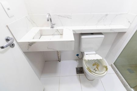 Apartamento à venda com 150m², 3 quartos e 2 vagas Apartamento à venda com 150m², 3 quartos e 2 vagasBanheiro Social 2