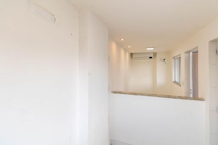 Apartamento à venda com 150m², 3 quartos e 2 vagas Apartamento à venda com 150m², 3 quartos e 2 vagasHall social