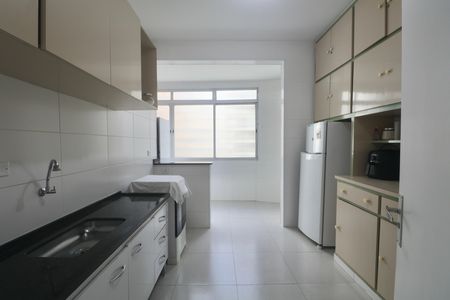 Apartamento para alugar com 161m², 4 quartos e 1 vaga Apartamento para alugar com 161m², 4 quartos e 1 vagaCozinha