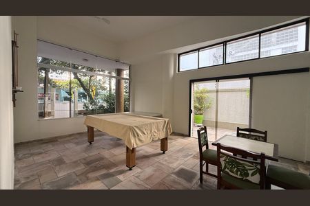 Apartamento para alugar com 161m², 4 quartos e 1 vaga Apartamento para alugar com 161m², 4 quartos e 1 vagaÁrea comum