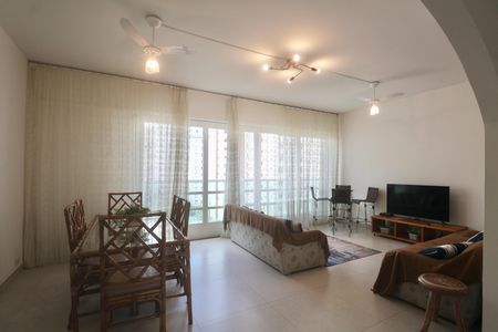 Apartamento para alugar com 161m², 4 quartos e 1 vaga Apartamento para alugar com 161m², 4 quartos e 1 vagaSala