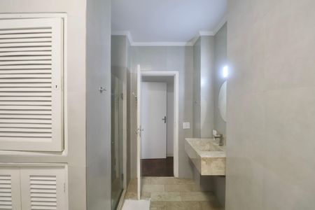 Apartamento para alugar com 161m², 4 quartos e 1 vaga Apartamento para alugar com 161m², 4 quartos e 1 vagaBanheiro Social 2