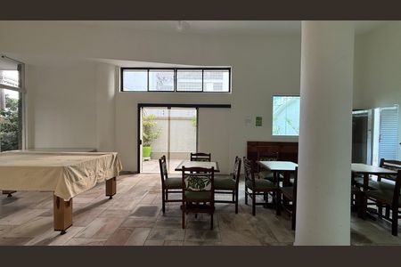 Apartamento para alugar com 161m², 4 quartos e 1 vaga Apartamento para alugar com 161m², 4 quartos e 1 vagaÁrea comum