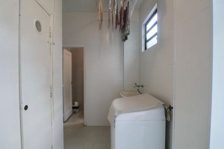 Apartamento para alugar com 161m², 4 quartos e 1 vaga Apartamento para alugar com 161m², 4 quartos e 1 vagaÁrea de Serviço