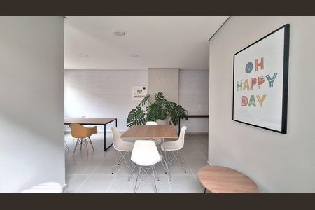 Apartamento à venda com 37m², 2 quartos e sem vaga Apartamento à venda com 37m², 2 quartos e sem vagaÁrea comum - Salão de festas