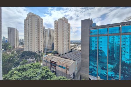 Vista de apartamento à venda com 2 quartos, 37m² em Água Branca, São Paulo