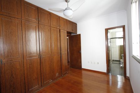 Apartamento à venda com 90m², 3 quartos e 2 vagasQuarto 2 - Suíte