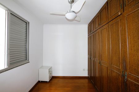 Apartamento à venda com 90m², 3 quartos e 2 vagasQuarto 2 - Suíte