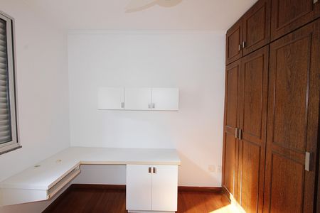 Apartamento à venda com 90m², 3 quartos e 2 vagasQuarto 3