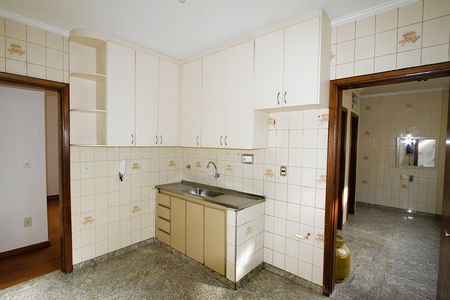Apartamento à venda com 90m², 3 quartos e 2 vagasCozinha
