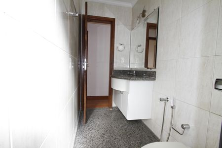 Apartamento à venda com 90m², 3 quartos e 2 vagasBanheiro Social