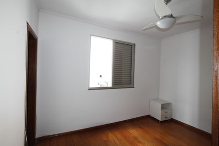 Apartamento à venda com 90m², 3 quartos e 2 vagasQuarto 2 - Suíte