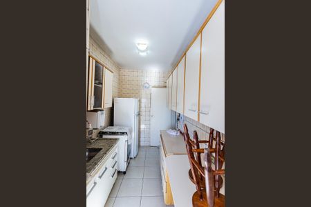 Apartamento à venda com 56m², 2 quartos e 1 vaga Apartamento à venda com 56m², 2 quartos e 1 vagaCozinha