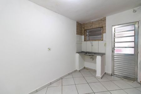 Sala - Cozinha de casa para alugar com 1 quarto, 40m² em Jardim Moreira, Guarulhos