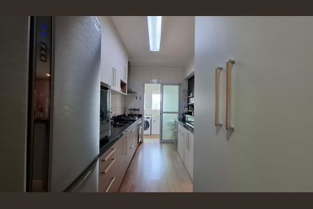 Apartamento para alugar com 106m², 3 quartos e 3 vagasCozinha