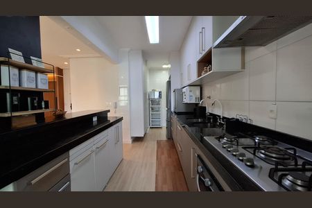 Apartamento para alugar com 106m², 3 quartos e 3 vagasCozinha