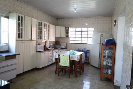 Casa para alugar com 110m², 3 quartos e 4 vagasCozinha