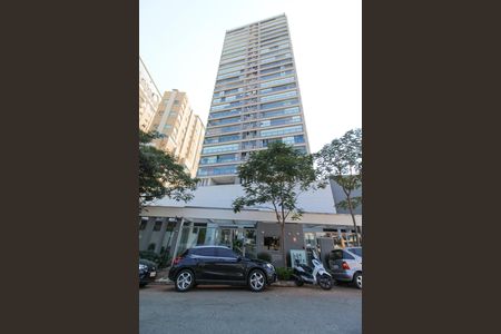 Apartamento para alugar com 81m², 2 quartos e 2 vagasFachada