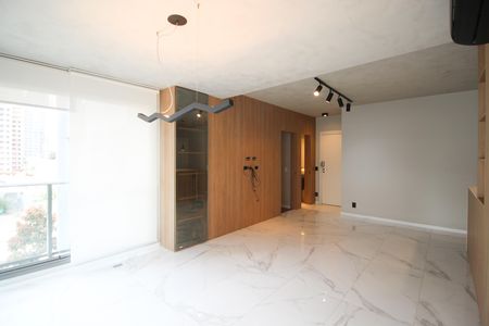 Apartamento para alugar com 81m², 2 quartos e 2 vagasSala